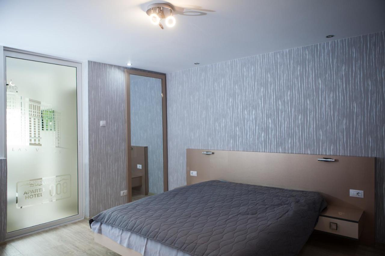 Lvc,Lac & Nyc Apartshotel Faleza Galaţi Exteriér fotografie