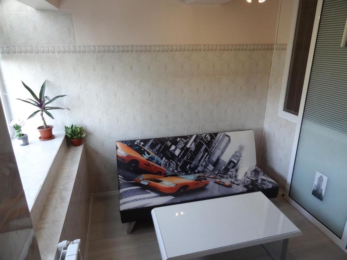 Lvc,Lac & Nyc Apartshotel Faleza Galaţi Exteriér fotografie