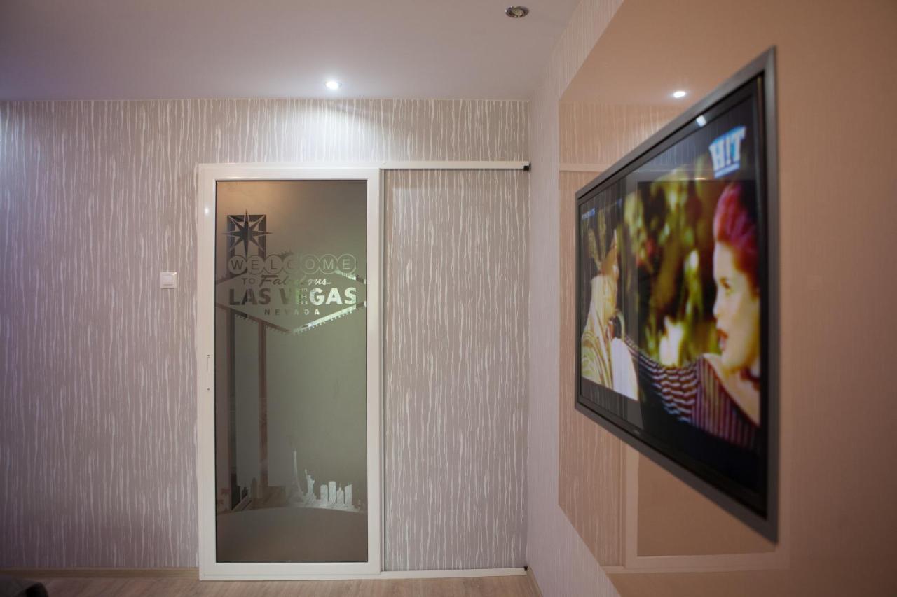 Lvc,Lac & Nyc Apartshotel Faleza Galaţi Exteriér fotografie