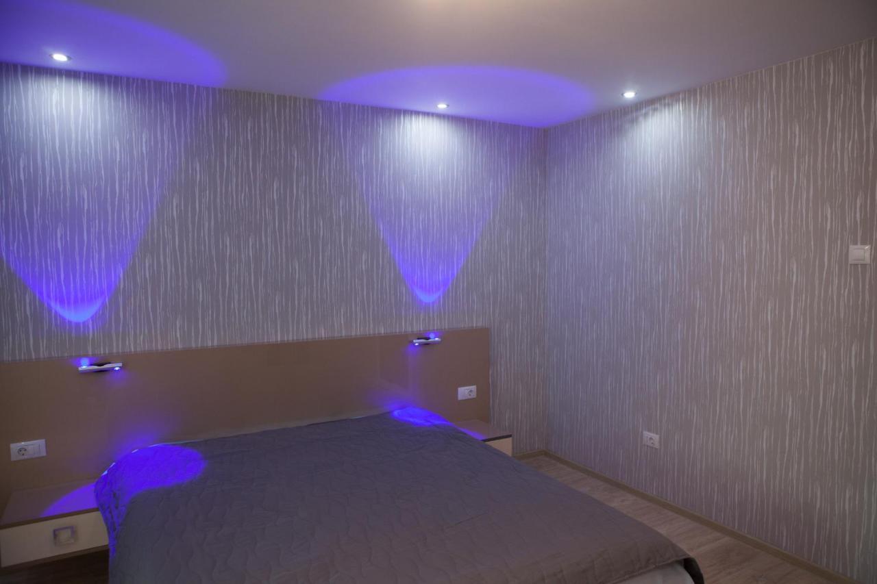 Lvc,Lac & Nyc Apartshotel Faleza Galaţi Exteriér fotografie