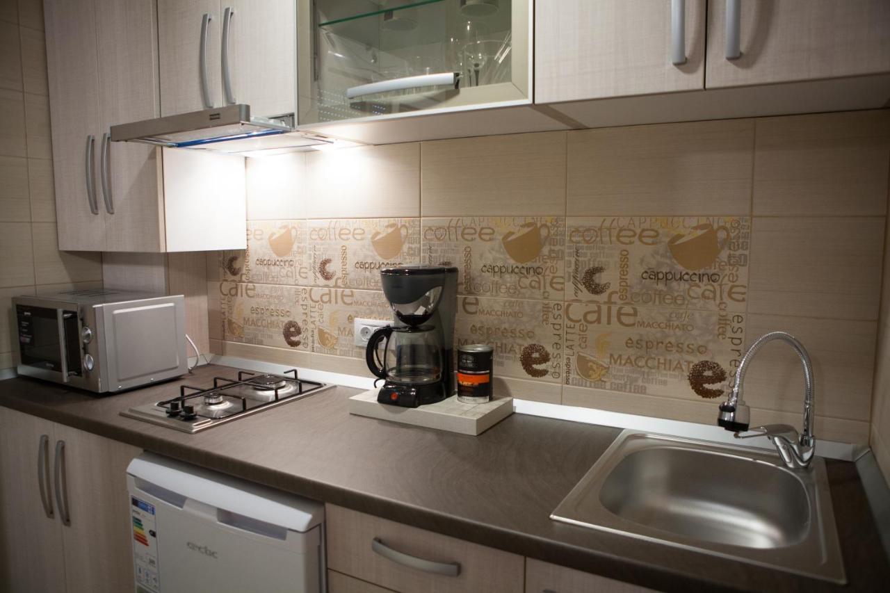 Lvc,Lac & Nyc Apartshotel Faleza Galaţi Exteriér fotografie