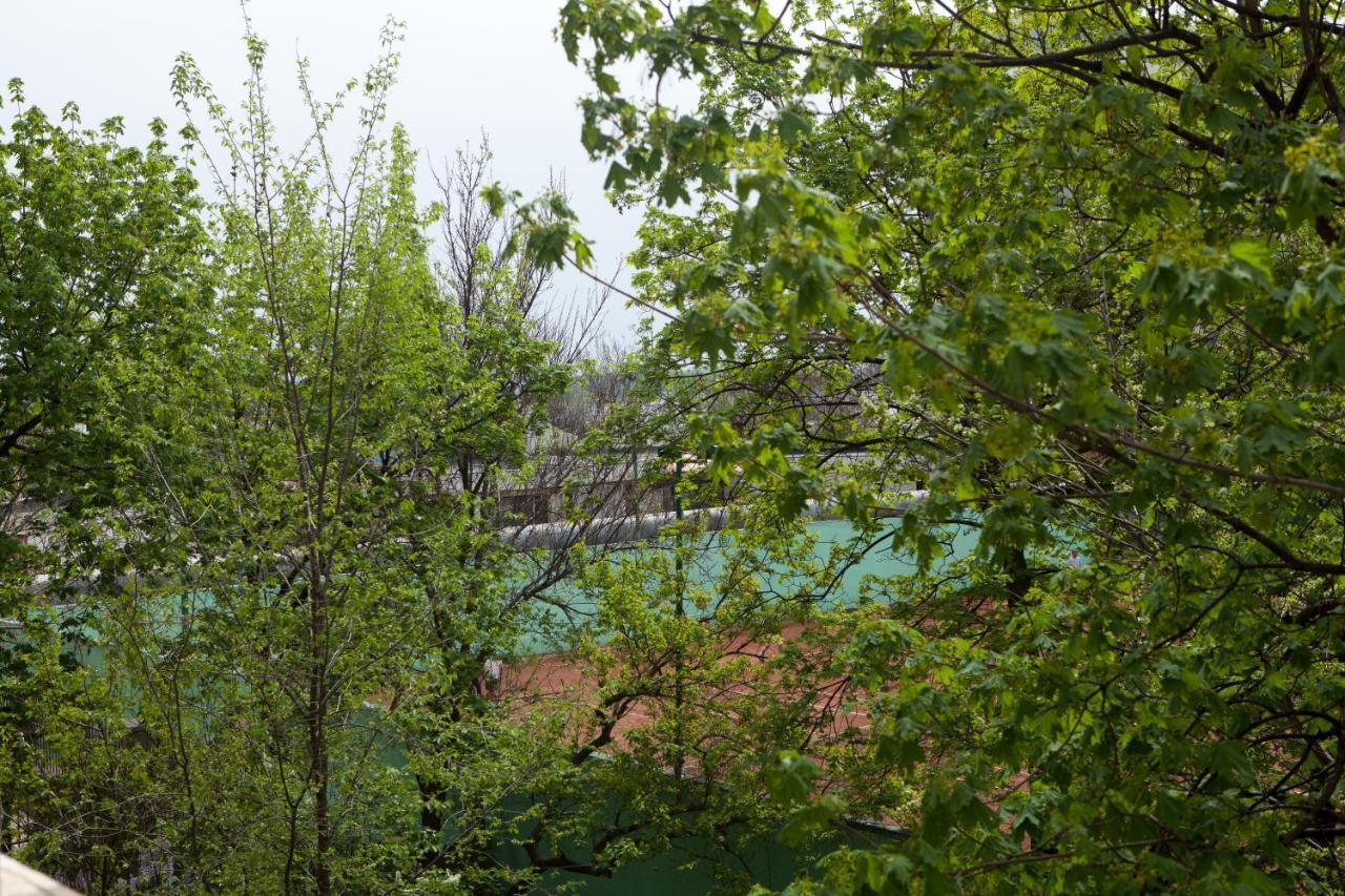 Lvc,Lac & Nyc Apartshotel Faleza Galaţi Exteriér fotografie