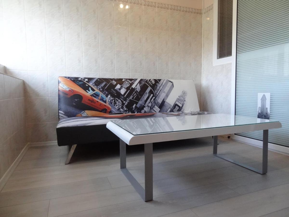 Lvc,Lac & Nyc Apartshotel Faleza Galaţi Exteriér fotografie